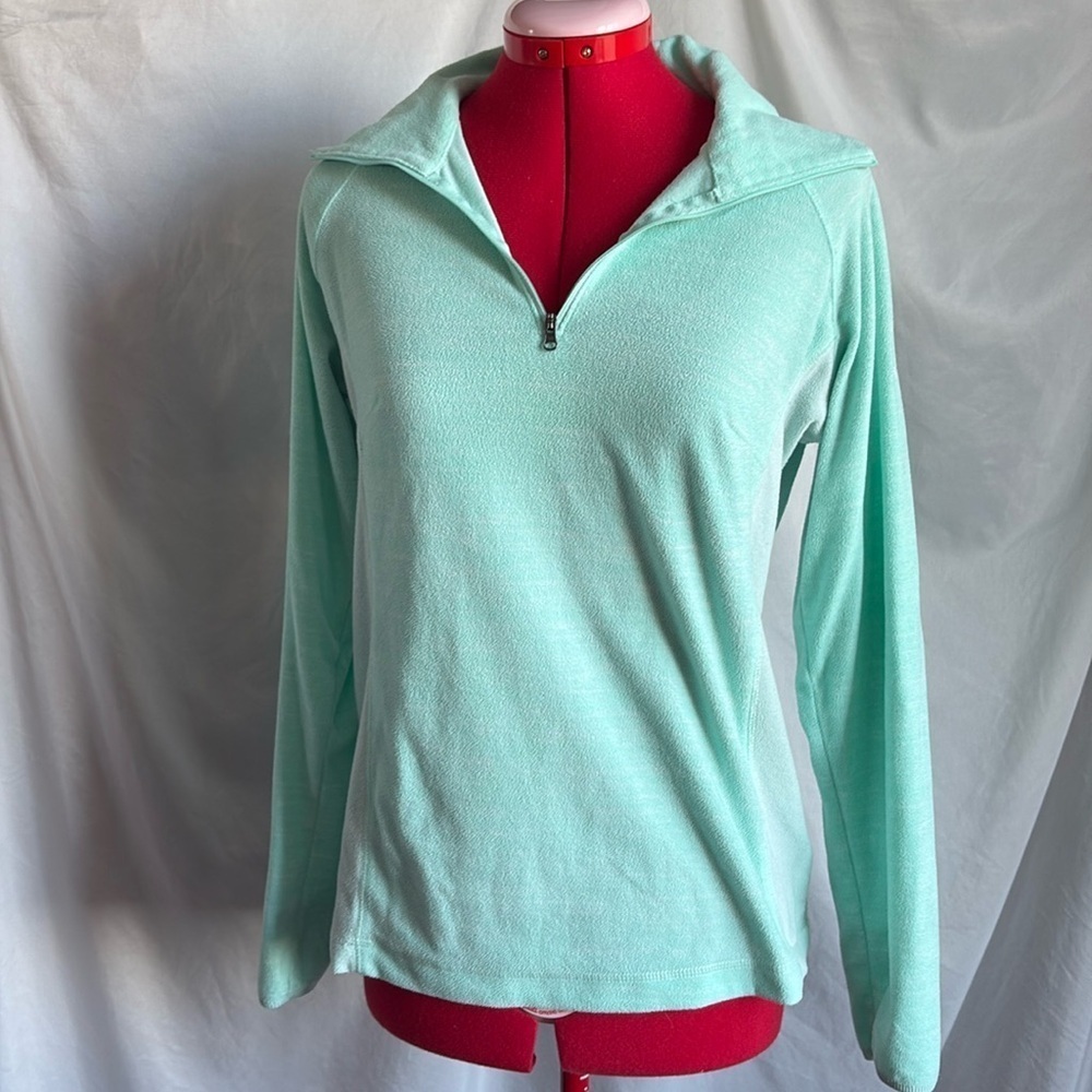 SM114 Columbia pull over 1/4 zip fleece
